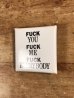 80'sのFuck You Fuck Me Fuck Everybodyのメッセージが書かれたビンテージの缶バッジ