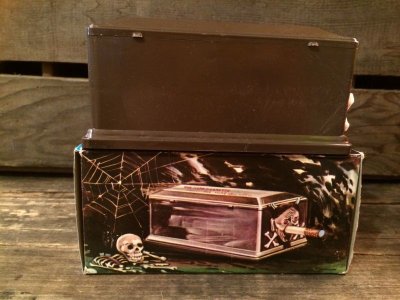 画像2: DEVIL COFFIN CIGARETTE DISPENSER