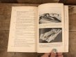 オートモービルやモーターサイクルの歴史などが書かれた50年代ビンテージブック