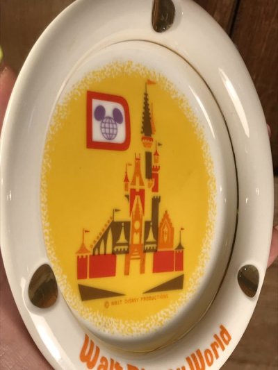 画像1: Walt Disney World Ceramic Ashtray　ディズニーワールド　ビンテージ　アシュトレイ　灰皿　60〜70年代