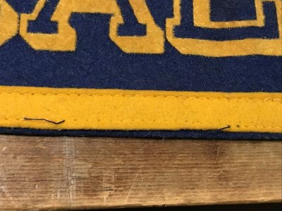 画像1: Calfornia University “Golden Bears” Felt Banner　カレッジ　ビンテージ　バナー　カラーフロッキー　50〜60年代