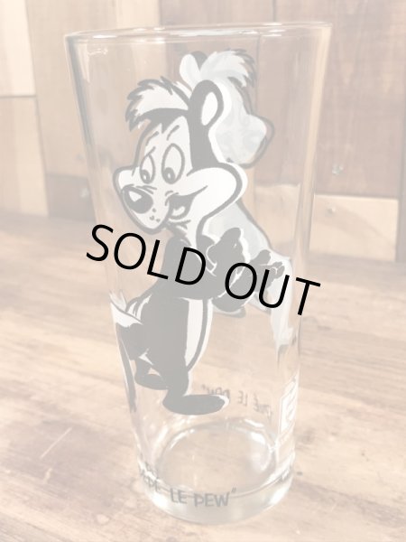 Pepsi Collector Series Looney Tunes “Pepe Le Pew” Glass