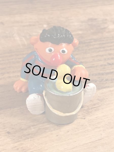 Applause Sesame Street Ernie “Bucket” PVC Figure アーニー