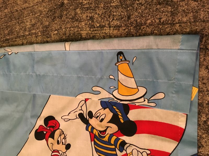 Mickey Mouse Minnie Mouse Disney Vintage Sheet Cotton Curtain ビンテージ ディズニー  ミッキーマウス ミニーマウス ヨット柄 コットン製 カーテン シーツ 80年代頃 ヴィンテージ - STIMPY(Vintage  Collectible Toys）スティンピー(ビンテージ コレクタブル トイズ）