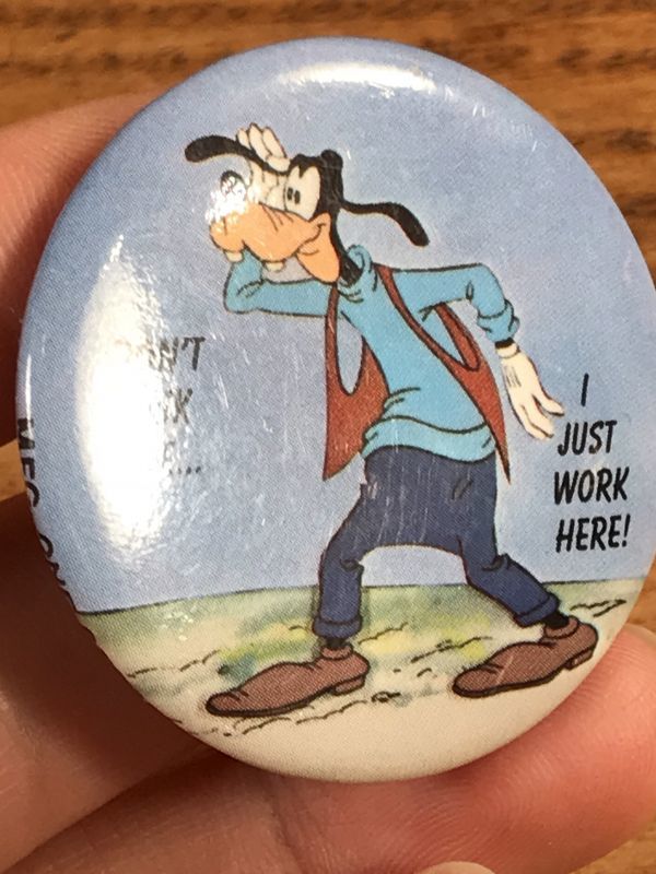 Disney Goofy “Don't Ask Me...” Pinback グーフィー ビンテージ 缶