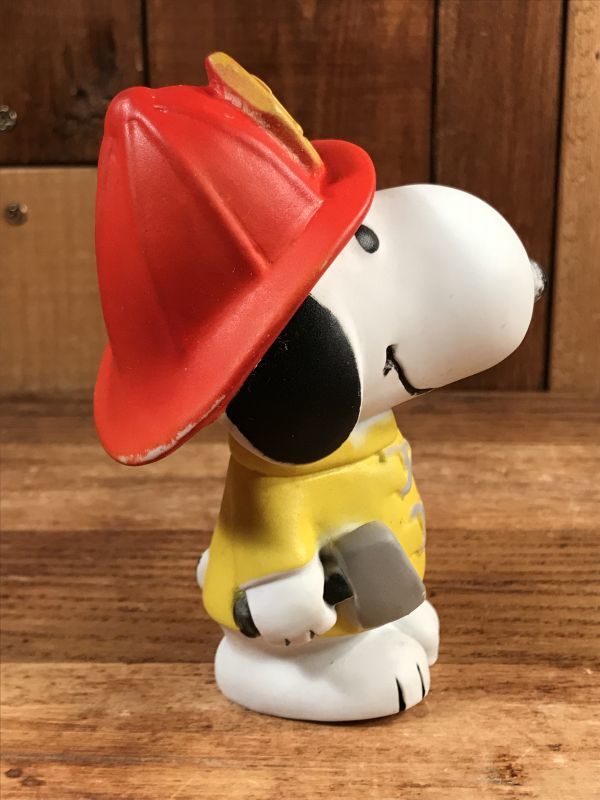 Peanuts Snoopy “Fireman” Vinyl Squeeze Doll スヌーピー ビンテージ