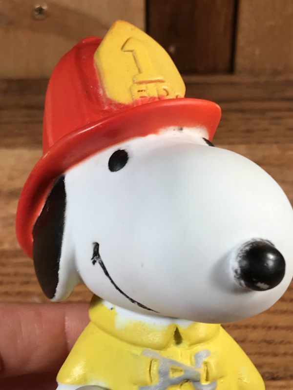 Peanuts Snoopy “Fireman” Vinyl Squeeze Doll スヌーピー ビンテージ