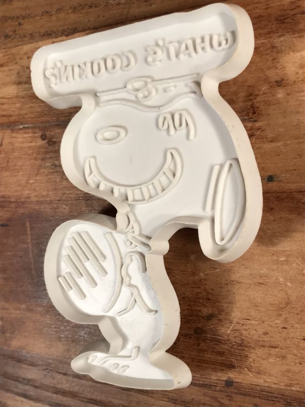 Peanuts Snoopy What S Cookin Cookie Cutter スヌーピー ビンテージ クッキーカッター 型抜き 70年代 Animation Character アニメーション系キャラクター Snoopy Peanuts スヌーピー ピーナッツ 系 Stimpy Vintage Collectible Toys スティンピー ビンテージ