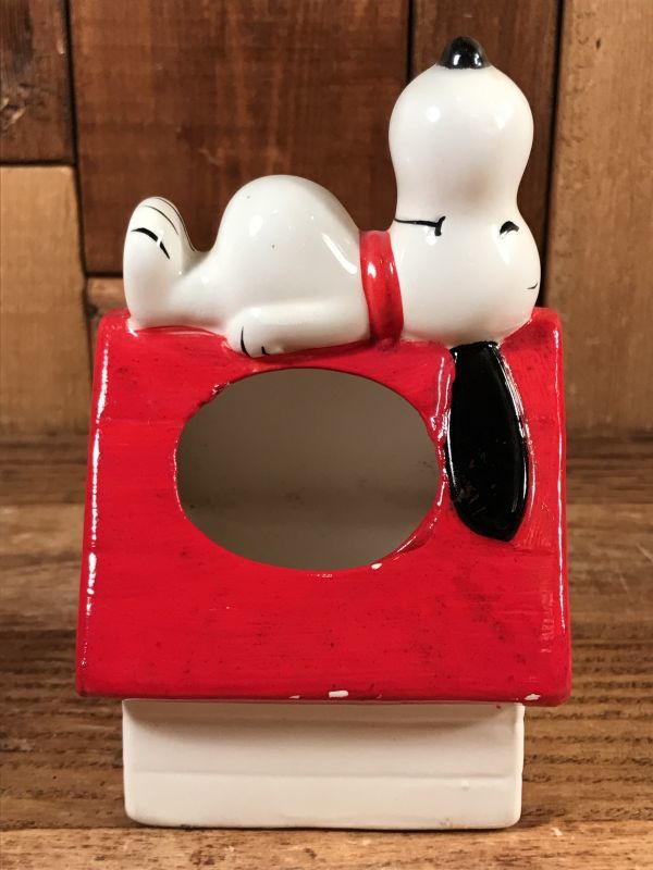 Peanuts Snoopy Sleep On The Kennel Ceramic Container スヌーピー ビンテージ セラミック容器 置物 70年代 Animation Character アニメーション系キャラクター Snoopy Peanuts スヌーピー ピーナッツ 系 Stimpy Vintage Collectible Toys スティンピー